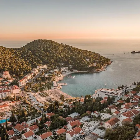 Blue Promenade 公寓